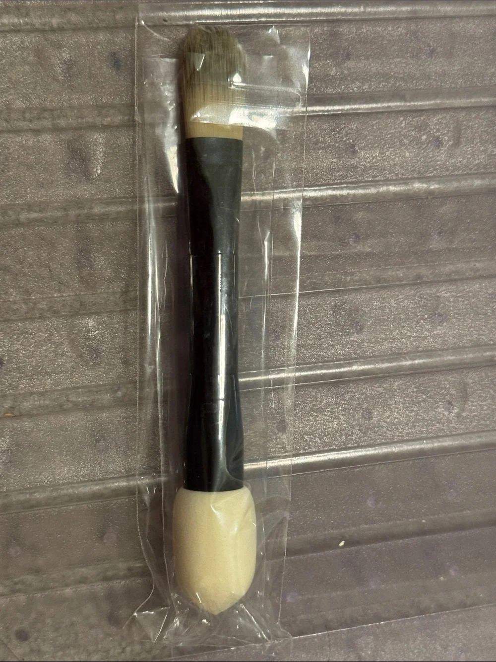 Estée Lauder foundation brush, brand new